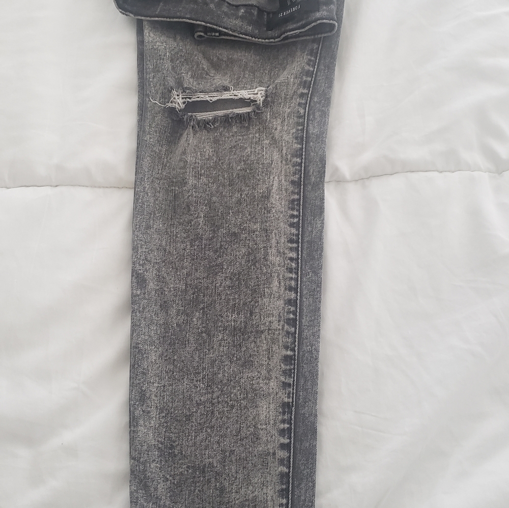 Jeans - Picture 4 of 5